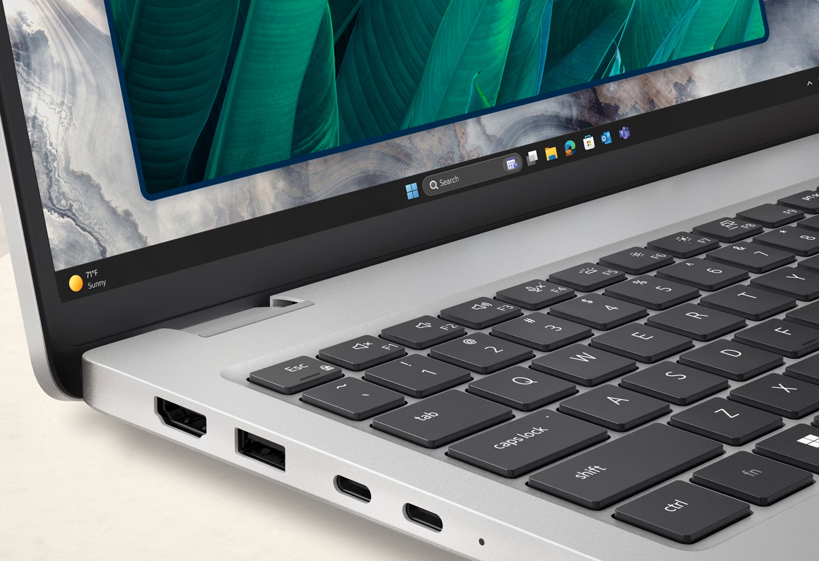 obrázek notebook obrázek notebook Dell Pro 16 Plus PB16250 detail na konektory